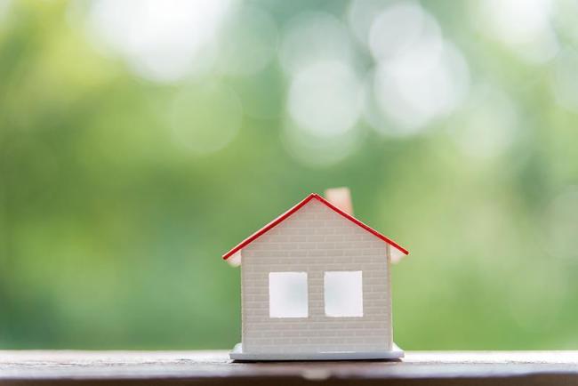 《住房租赁条例》如何保护租客和房东的合法权益？
